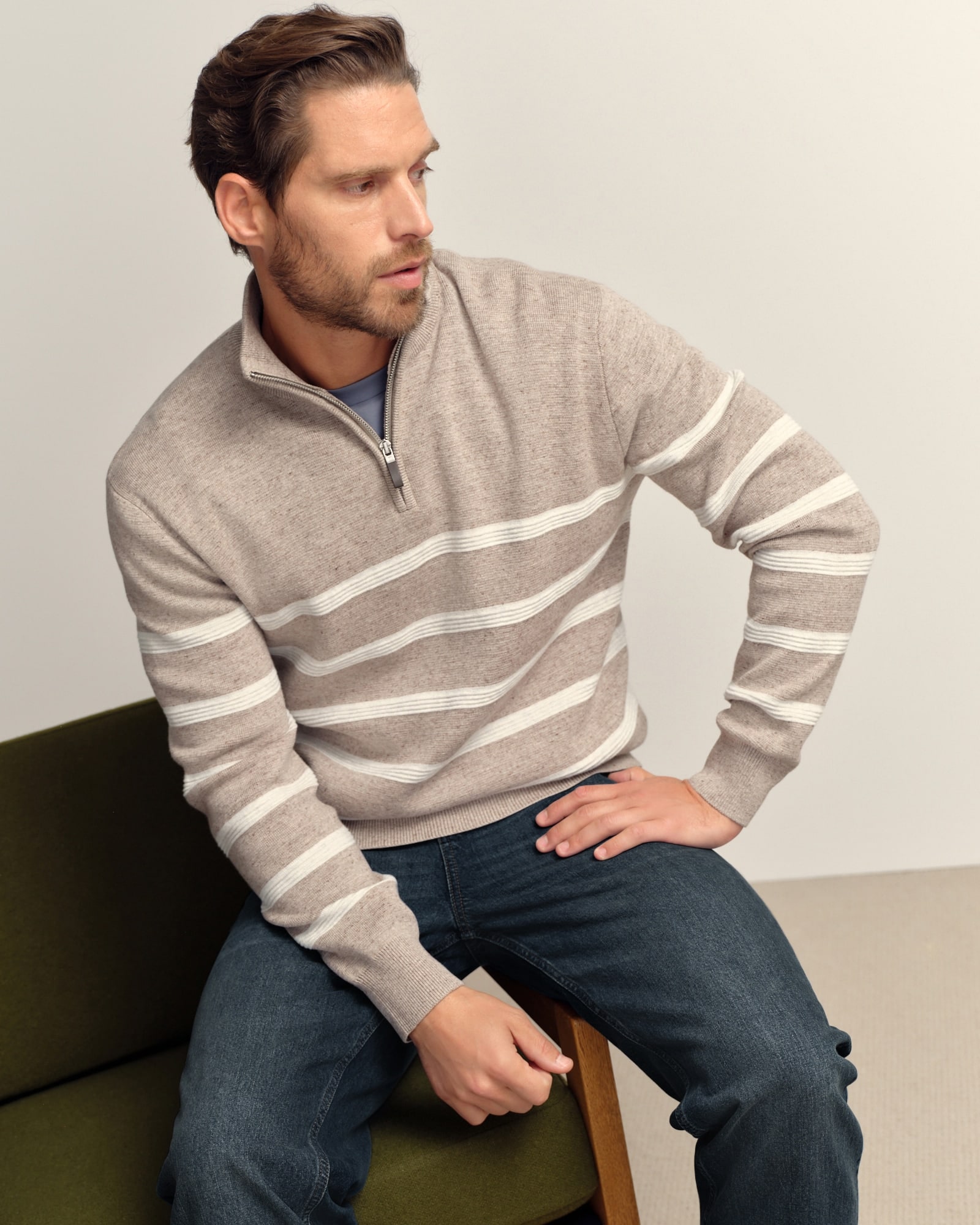 Zip necks