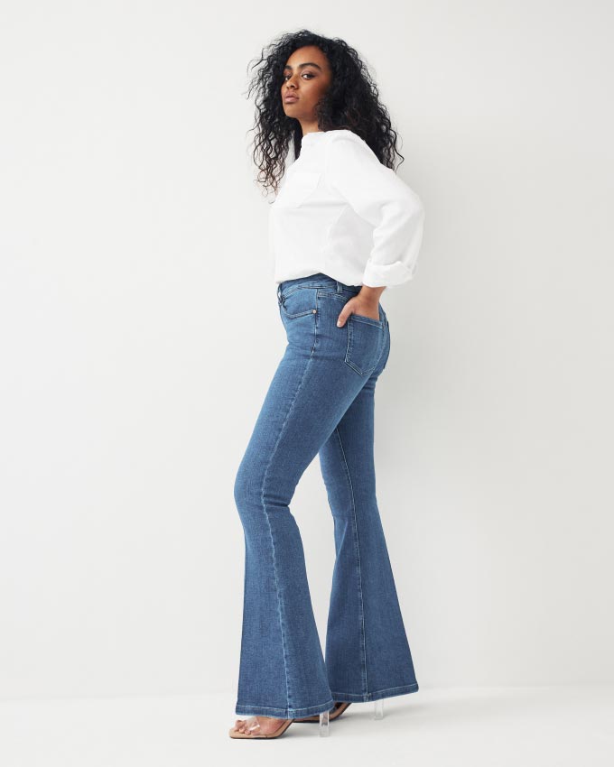 Boot cut